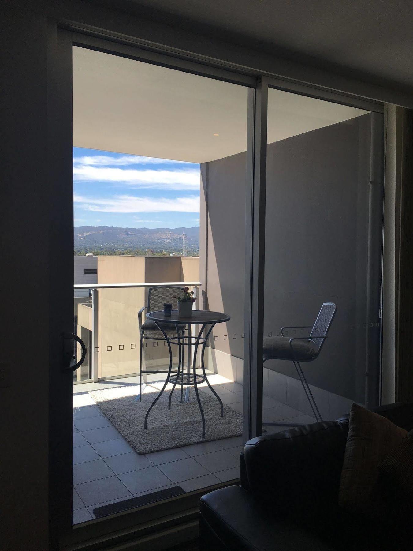 Appartamento Luxury In The Sky On Hindmarsh Square Adelaide Esterno foto