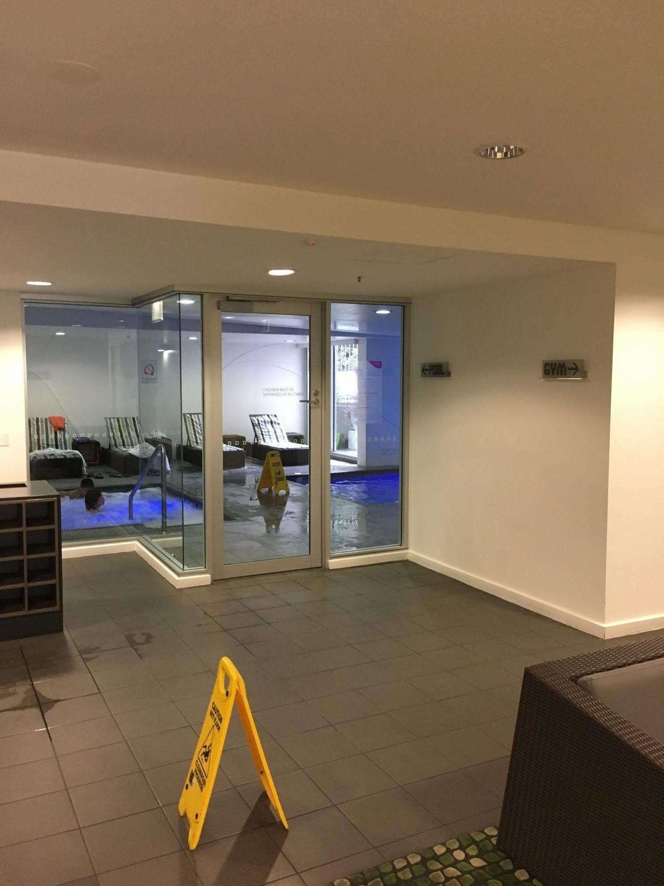 Appartamento Luxury In The Sky On Hindmarsh Square Adelaide Esterno foto