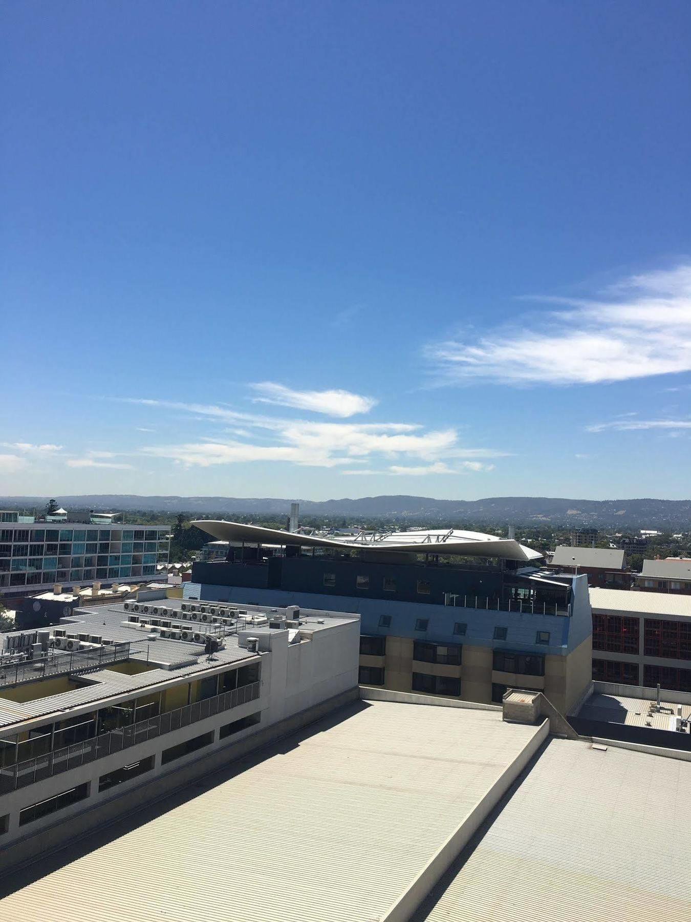 Appartamento Luxury In The Sky On Hindmarsh Square Adelaide Esterno foto